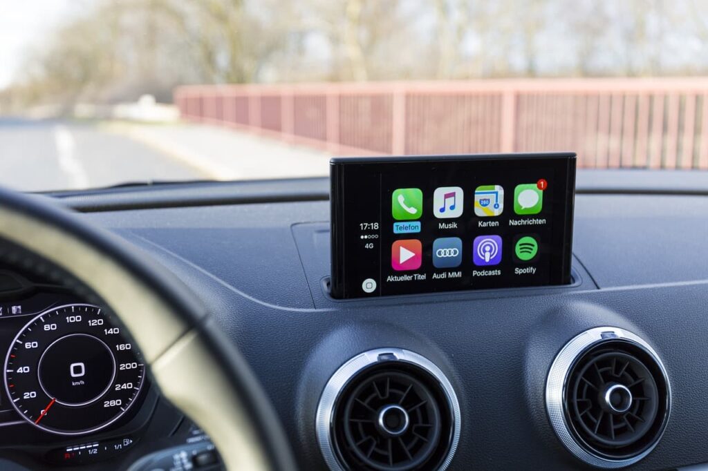 autoradios GPS CarPlay et Android Auto